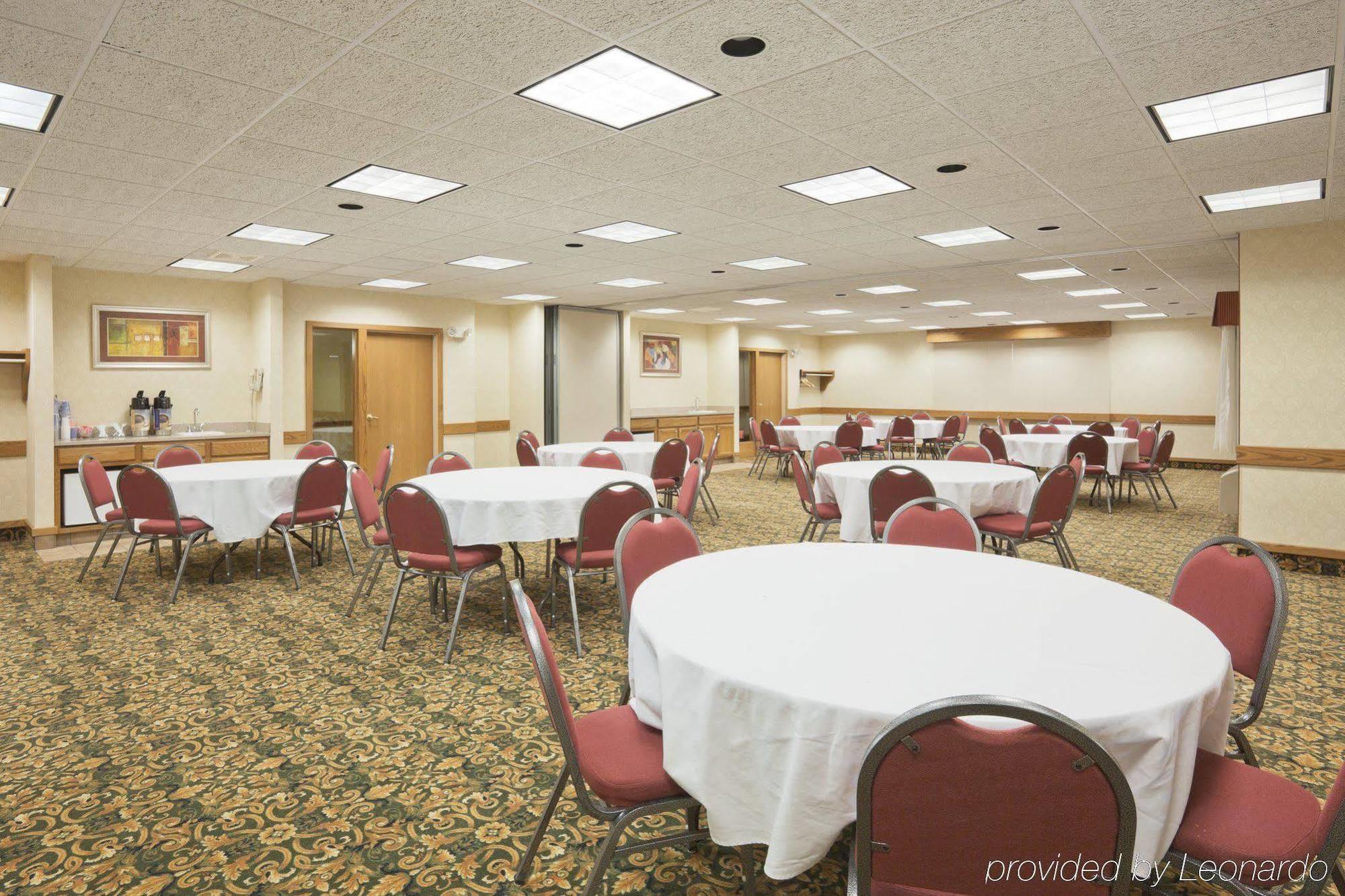Hotel Baymont By Wyndham Portage Udogodnienia zdjęcie